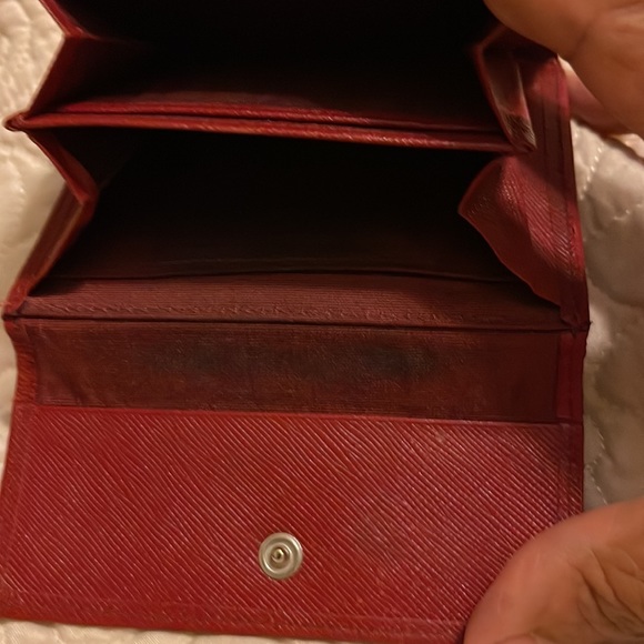 910 Burberry Red TriFold Wallet - Picture 10 of 11